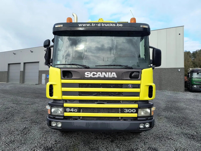 Scania 94 G.300 FOODBULK SILO - 8 COMP. - STEERING AXLE - Tanker truck: picture 2 Scania 94 G.300 FOODBULK SILO - 8 COMP. - STEERING AXLE - Tanker truck: picture 2