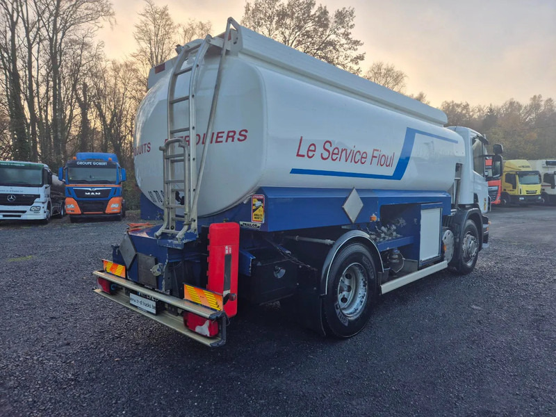 Scania P310 13500L CARBURANT / FUEL - 4 COMP - Tanker truck: picture 5 Scania P310 13500L CARBURANT / FUEL - 4 COMP - Tanker truck: picture 5