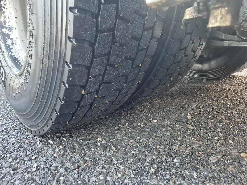 Tanker truck for transportation of fuel Scania P310 13500L CARBURANT / FUEL - 4 COMP: picture 20 Tanker truck for transportation of fuel Scania P310 13500L CARBURANT / FUEL - 4 COMP: picture 20