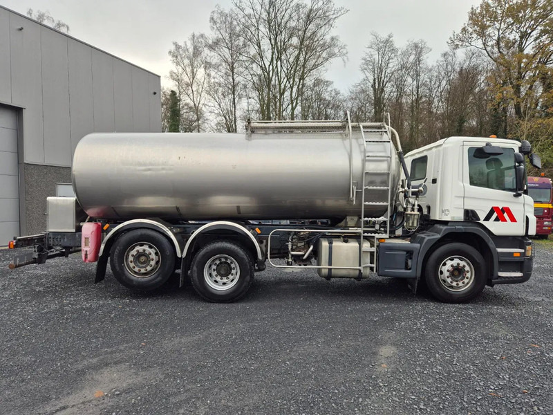 Scania P340 INSULATED INOX TANK 15000L - 1 COMP - RETARDER - Tanker truck: picture 4 Scania P340 INSULATED INOX TANK 15000L - 1 COMP - RETARDER - Tanker truck: picture 4