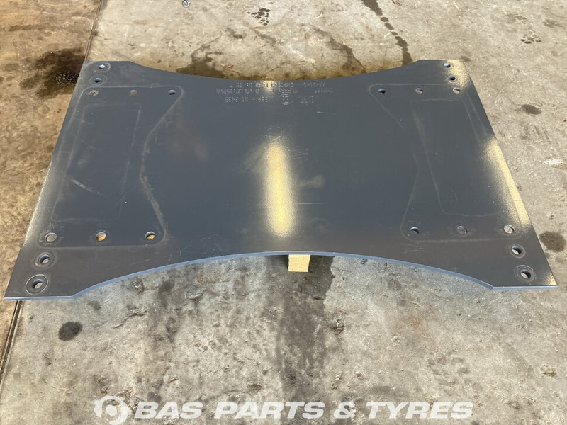 DAF MontagePlaat 2245146 - Fifth wheel coupling for Truck: picture 2 DAF MontagePlaat 2245146 - Fifth wheel coupling for Truck: picture 2