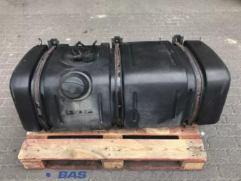 DAF - Fuel tank for Truck: picture 1 DAF - Fuel tank for Truck: picture 1