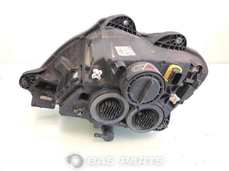 DAF - Headlight for Truck: picture 2 DAF - Headlight for Truck: picture 2