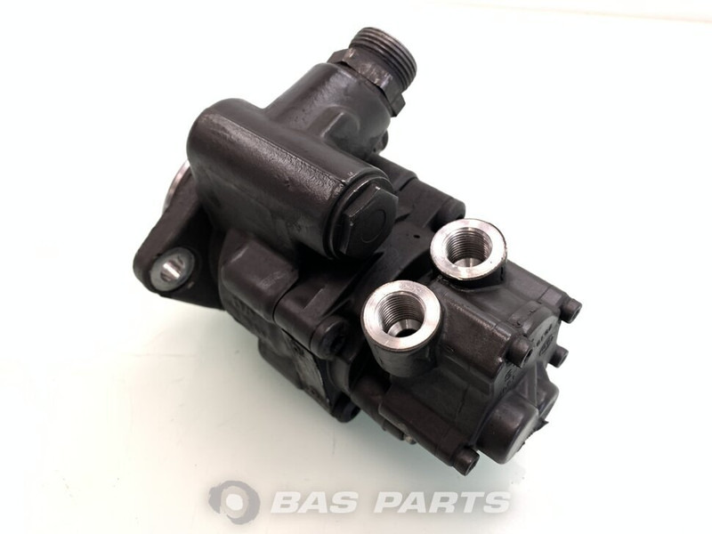 DAF Stuurpomp DAF 1687826 - Steering pump for Truck: picture 2 DAF Stuurpomp DAF 1687826 - Steering pump for Truck: picture 2