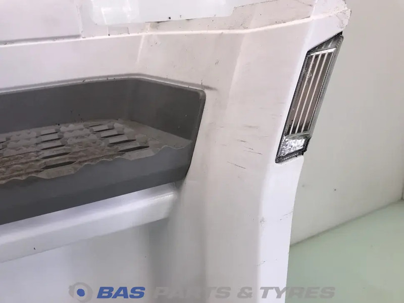 DAF XF G2 Opstap Links DAF 2237310 - Body and exterior for Truck: picture 4 DAF XF G2 Opstap Links DAF 2237310 - Body and exterior for Truck: picture 4