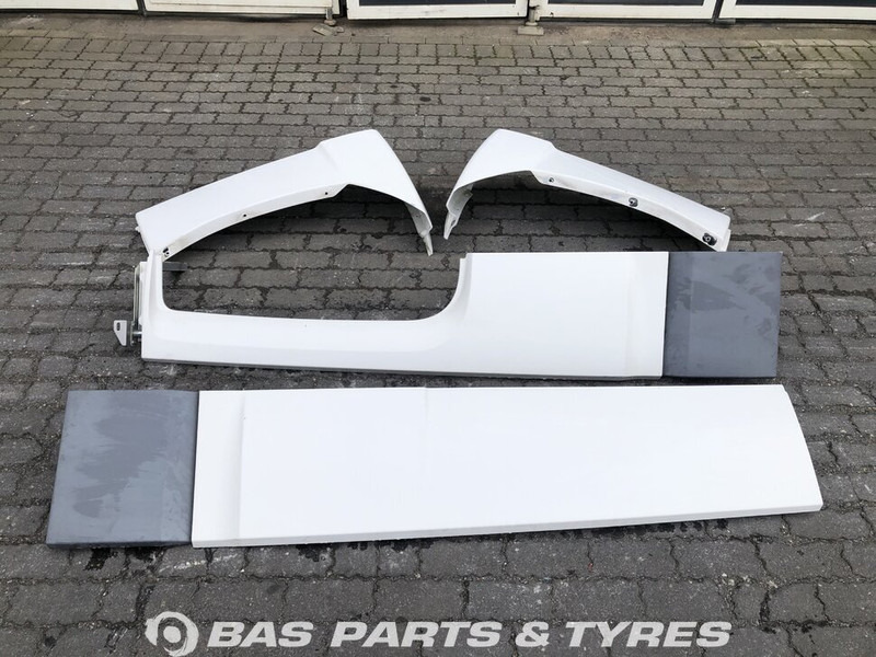 DAF XF106 - Aerodynamics/ Spoiler for Truck: picture 1 DAF XF106 - Aerodynamics/ Spoiler for Truck: picture 1