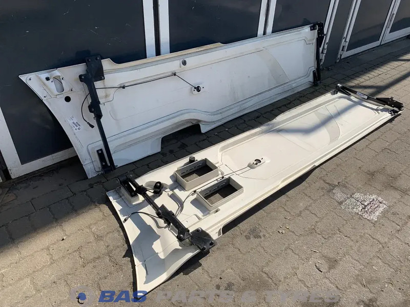 DAF XF106 Sideskirt Set DAF 1903109 - Body and exterior for Truck: picture 5 DAF XF106 Sideskirt Set DAF 1903109 - Body and exterior for Truck: picture 5