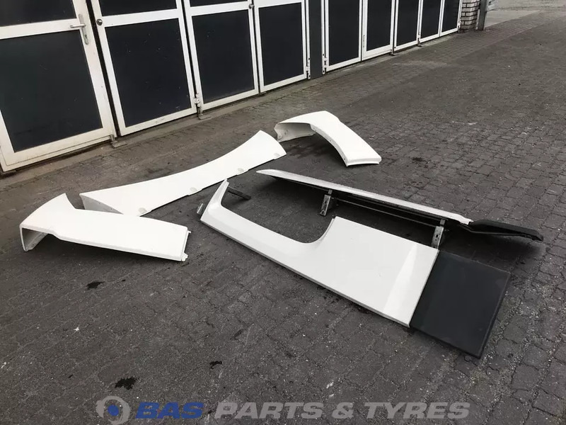 DAF XF106 Spoilerset DAF Super Space Cab L2H3 1671843 - Aerodynamics/ Spoiler for Truck: picture 3 DAF XF106 Spoilerset DAF Super Space Cab L2H3 1671843 - Aerodynamics/ Spoiler for Truck: picture 3