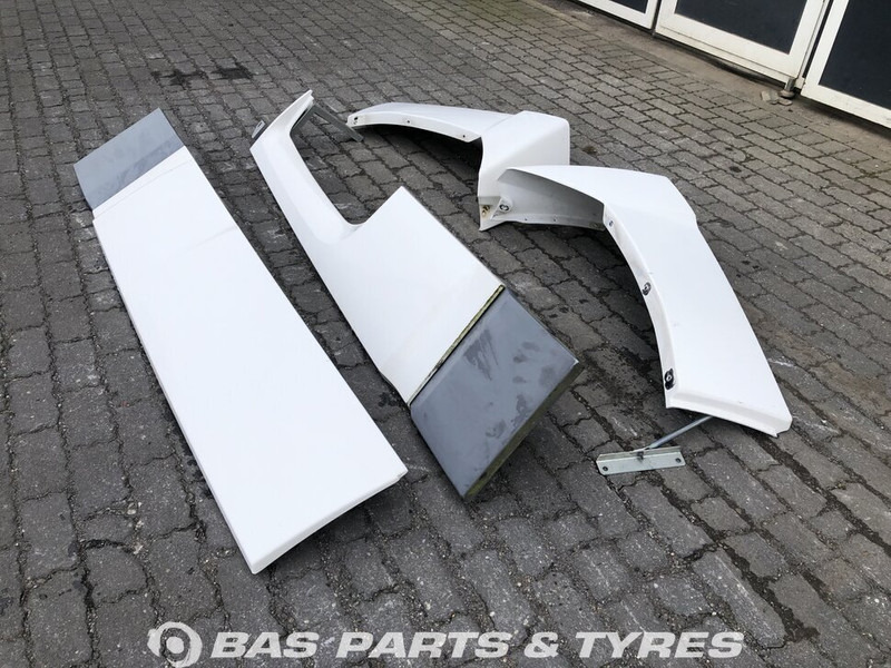 DAF XF106 Spoilerset DAF Super Space Cab L2H3 1671845 - Aerodynamics/ Spoiler for Truck: picture 2 DAF XF106 Spoilerset DAF Super Space Cab L2H3 1671845 - Aerodynamics/ Spoiler for Truck: picture 2
