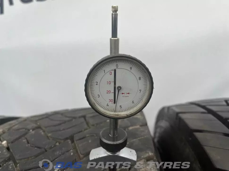 Goodyear Goodyear 315/70R22.5 KMAX D G2 154/152 M+S 3PMSF gebruikte set - Tire for Truck: picture 3 Goodyear Goodyear 315/70R22.5 KMAX D G2 154/152 M+S 3PMSF gebruikte set - Tire for Truck: picture 3