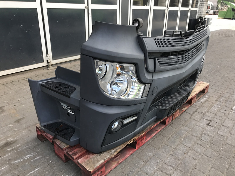 Mercedes-Benz Actros MP4 - Bumper for Truck: picture 3 Mercedes-Benz Actros MP4 - Bumper for Truck: picture 3