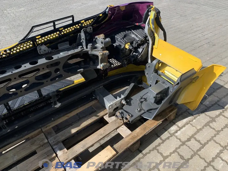 Mercedes-Benz Antos MP4 - Bumper for Truck: picture 5 Mercedes-Benz Antos MP4 - Bumper for Truck: picture 5