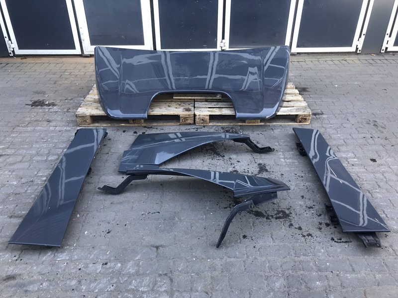 Mercedes-Benz Antos MP4 - Aerodynamics/ Spoiler for Truck: picture 1 Mercedes-Benz Antos MP4 - Aerodynamics/ Spoiler for Truck: picture 1