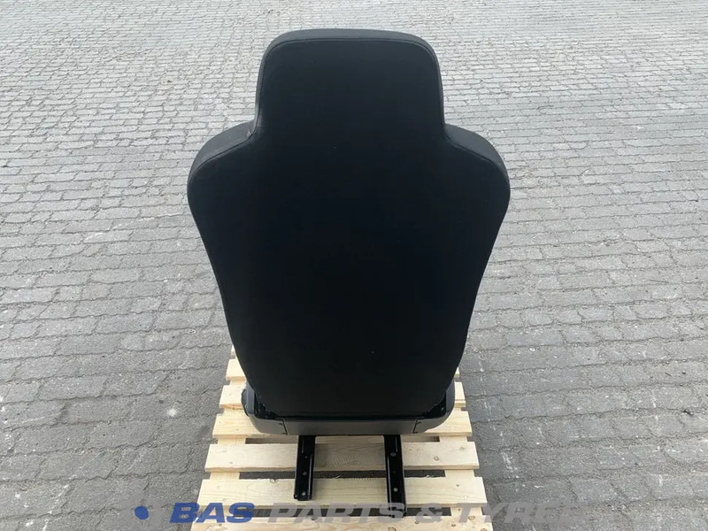 Mercedes-Benz Atego MP4 - Seat for Truck: picture 3 Mercedes-Benz Atego MP4 - Seat for Truck: picture 3