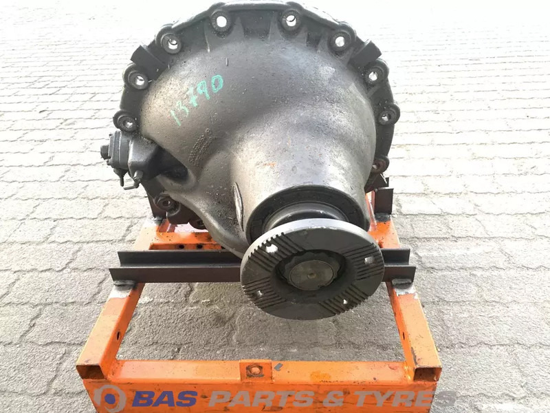 Mercedes-Benz Differentieel Mercedes R440-13A/C22.5 A 000 350 43 03 - Differential gear for Truck: picture 4 Mercedes-Benz Differentieel Mercedes R440-13A/C22.5 A 000 350 43 03 - Differential gear for Truck: picture 4