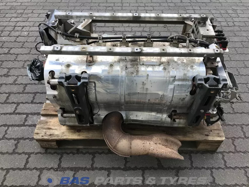 Mercedes-Benz - Muffler for Truck: picture 3 Mercedes-Benz - Muffler for Truck: picture 3