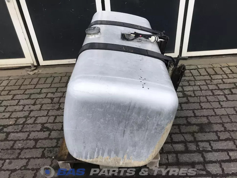 Mercedes-Benz - Fuel tank for Truck: picture 2 Mercedes-Benz - Fuel tank for Truck: picture 2