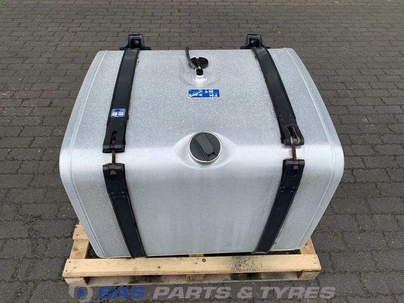 Scania  - Fuel tank for Truck: picture 1 Scania  - Fuel tank for Truck: picture 1