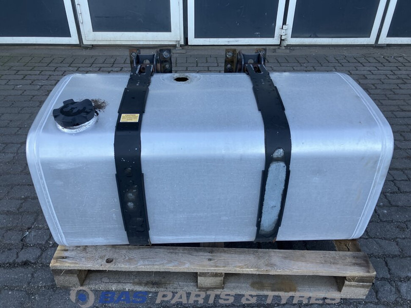 Volvo Brandstoftank Volvo 350 Liter G0000221 - Fuel tank for Truck: picture 1 Volvo Brandstoftank Volvo 350 Liter G0000221 - Fuel tank for Truck: picture 1