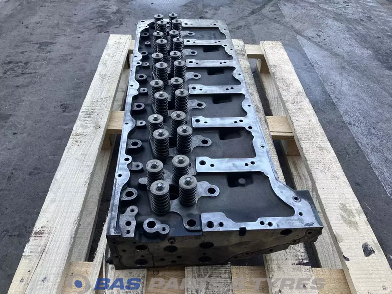 Volvo Cilinderkop Volvo D11K 370 21379389 - Cylinder block for Truck: picture 2 Volvo Cilinderkop Volvo D11K 370 21379389 - Cylinder block for Truck: picture 2