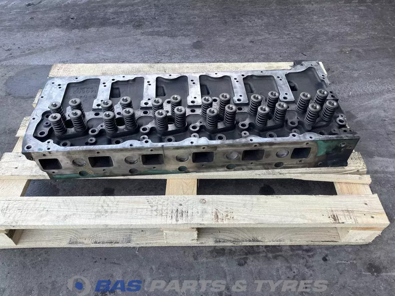 Volvo Cilinderkop Volvo D11K 370 21379389 - Cylinder block for Truck: picture 3 Volvo Cilinderkop Volvo D11K 370 21379389 - Cylinder block for Truck: picture 3