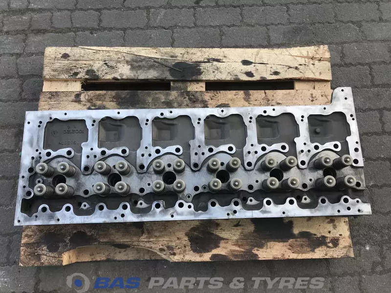 Volvo Cilinderkop Volvo D13K 460 K4 21368560 - Cylinder block for Truck: picture 3 Volvo Cilinderkop Volvo D13K 460 K4 21368560 - Cylinder block for Truck: picture 3