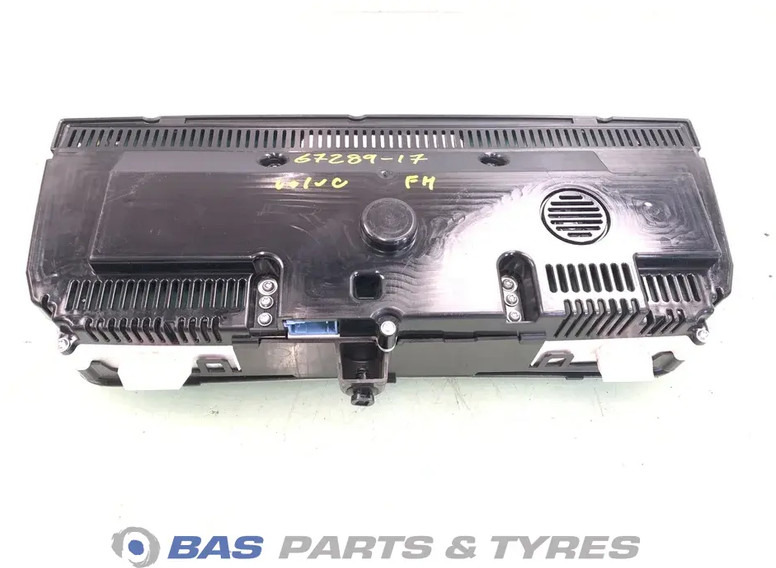 Volvo FH3 Instrumentenpaneel Volvo 21589170 - Dashboard for Truck: picture 2 Volvo FH3 Instrumentenpaneel Volvo 21589170 - Dashboard for Truck: picture 2