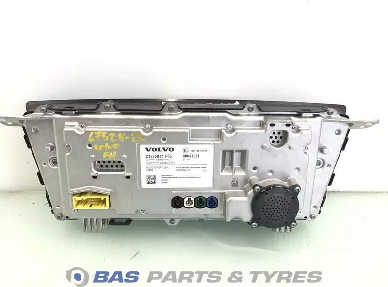 Volvo FH4B Instrumentenpaneel Volvo 23595812 - Dashboard for Truck: picture 2 Volvo FH4B Instrumentenpaneel Volvo 23595812 - Dashboard for Truck: picture 2