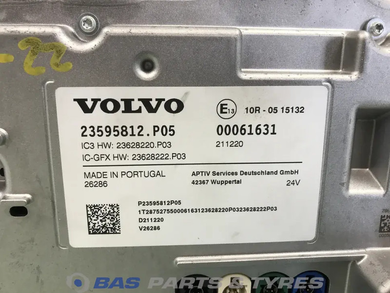 Volvo FH4B Instrumentenpaneel Volvo 23595812 - Dashboard for Truck: picture 3 Volvo FH4B Instrumentenpaneel Volvo 23595812 - Dashboard for Truck: picture 3