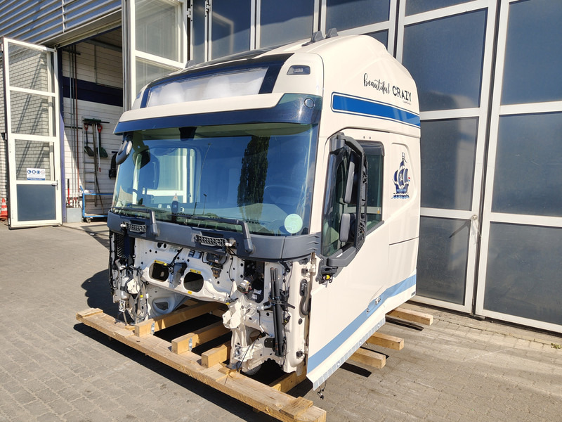 Volvo FH4B - Cab and interior for Truck: picture 1 Volvo FH4B - Cab and interior for Truck: picture 1