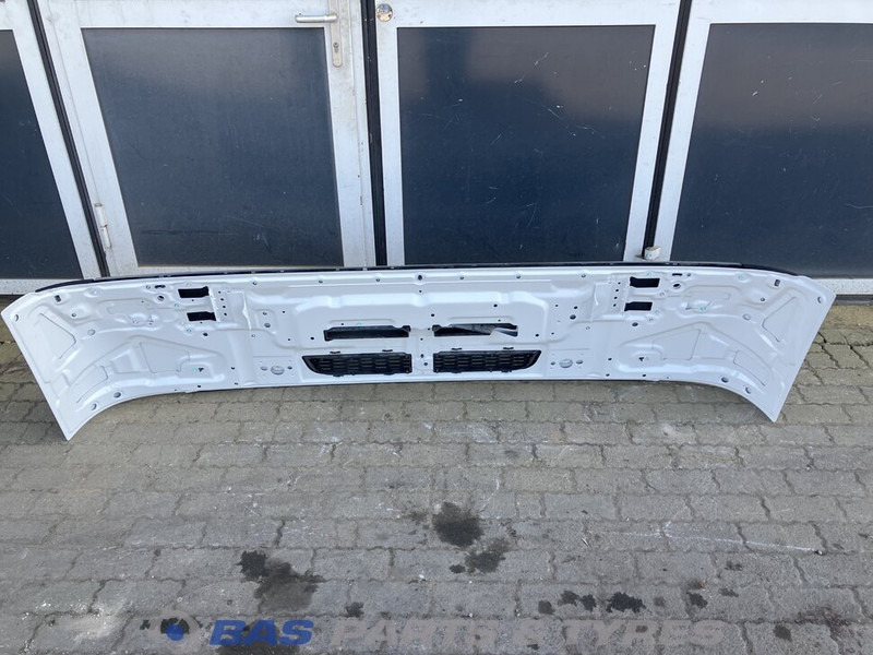 Volvo FM4 - Grill for Truck: picture 2 Volvo FM4 - Grill for Truck: picture 2