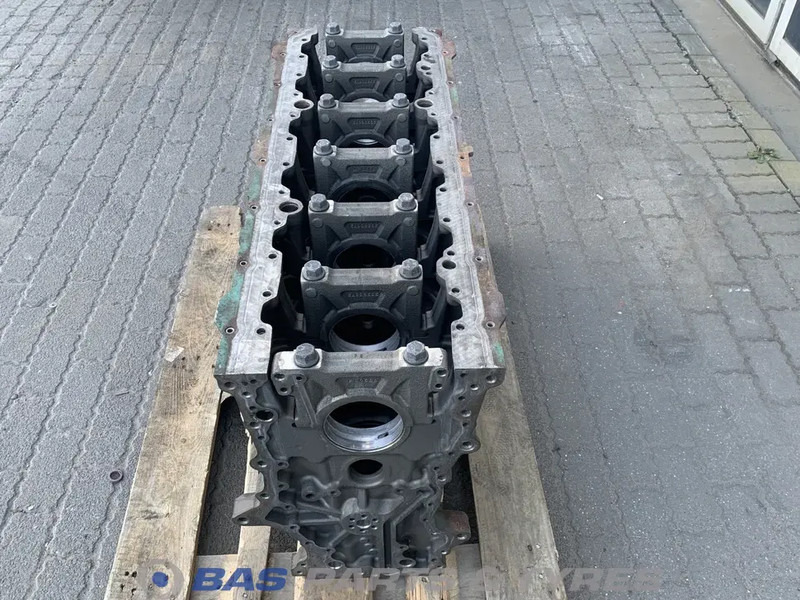 Volvo Motorblok Volvo 23295509 - Cylinder block for Truck: picture 2 Volvo Motorblok Volvo 23295509 - Cylinder block for Truck: picture 2
