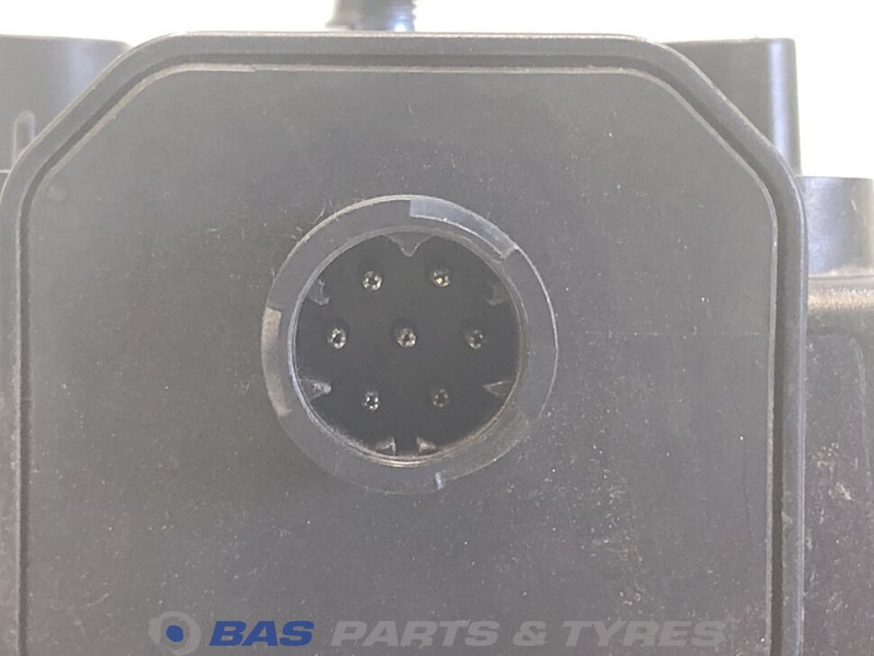 Volvo - Tail light for Truck: picture 3 Volvo - Tail light for Truck: picture 3