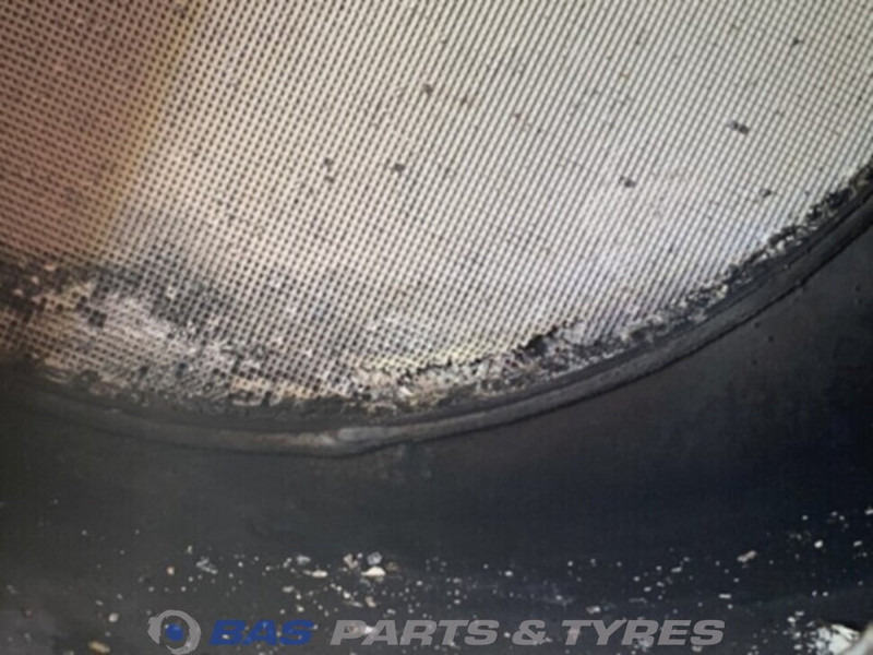Volvo Uitlaatdemper Volvo 20579347 - Catalytic converter for Truck: picture 5 Volvo Uitlaatdemper Volvo 20579347 - Catalytic converter for Truck: picture 5