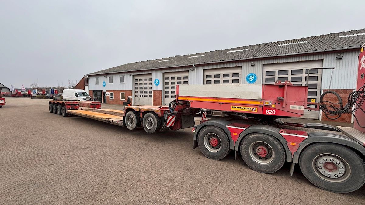 Faymonville Variomax 2+4 STBZ - Low loader semi-trailer: picture 5 Faymonville Variomax 2+4 STBZ - Low loader semi-trailer: picture 5