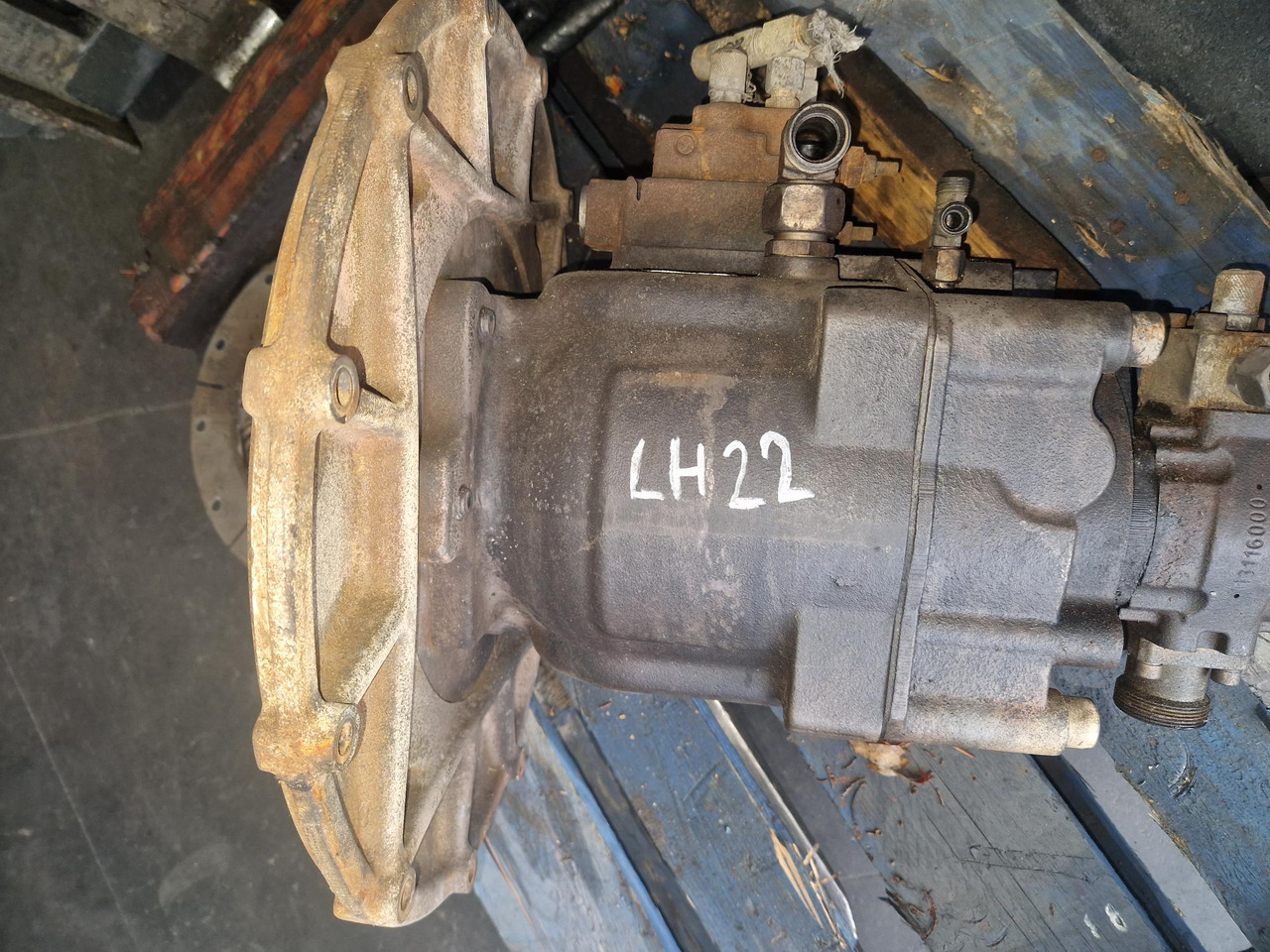 Liebherr DPV 0 165 - Hydraulic pump for Construction machinery: picture 1 Liebherr DPV 0 165 - Hydraulic pump for Construction machinery: picture 1
