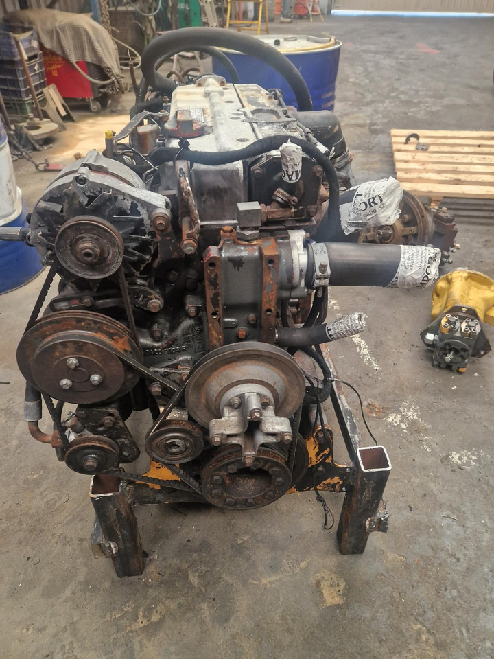 MOTOR DEUTZ BF4M1013E - Engine for Construction machinery: picture 2 MOTOR DEUTZ BF4M1013E - Engine for Construction machinery: picture 2