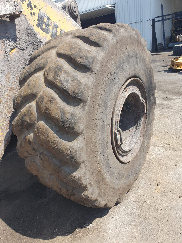 RUEDAS 29.X25 - Wheel and tire package for Construction machinery: picture 1 RUEDAS 29.X25 - Wheel and tire package for Construction machinery: picture 1