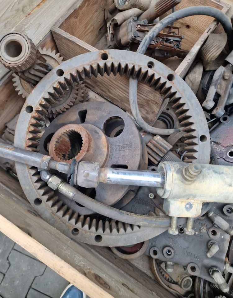 Części do Ciągnika Massey Ferguson MF 3000, 6000 Części do skrzyni biegów - Gearbox and parts for Agricultural machinery: picture 2 Części do Ciągnika Massey Ferguson MF 3000, 6000 Części do skrzyni biegów - Gearbox and parts for Agricultural machinery: picture 2