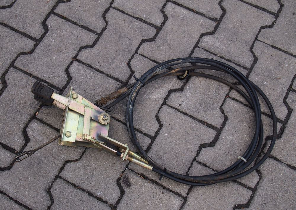 Części do Ciągnika Massey Ferguson MF 3000, 6000 Dźwignie i linki do WOM MF 3000 - Transmission for Agricultural machinery: picture 3 Części do Ciągnika Massey Ferguson MF 3000, 6000 Dźwignie i linki do WOM MF 3000 - Transmission for Agricultural machinery: picture 3