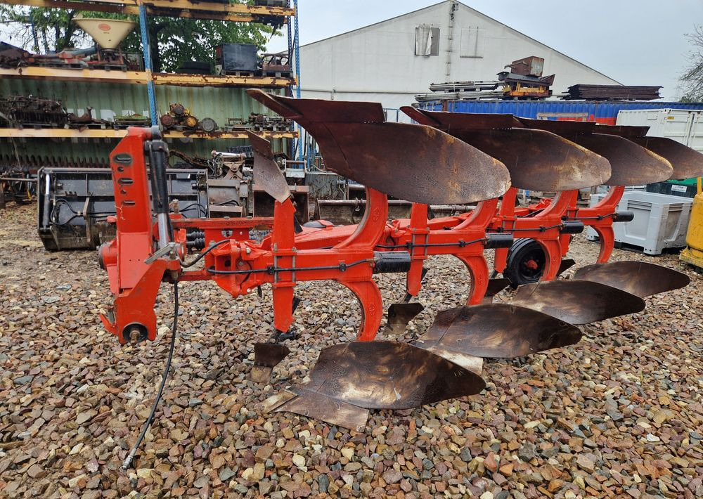 Pług obrotowy GREGOIRE-BESSON  2002 Pług 4 skibowy obrotowy Gregoire-Besson - Plough: picture 1 Pług obrotowy GREGOIRE-BESSON  2002 Pług 4 skibowy obrotowy Gregoire-Besson - Plough: picture 1