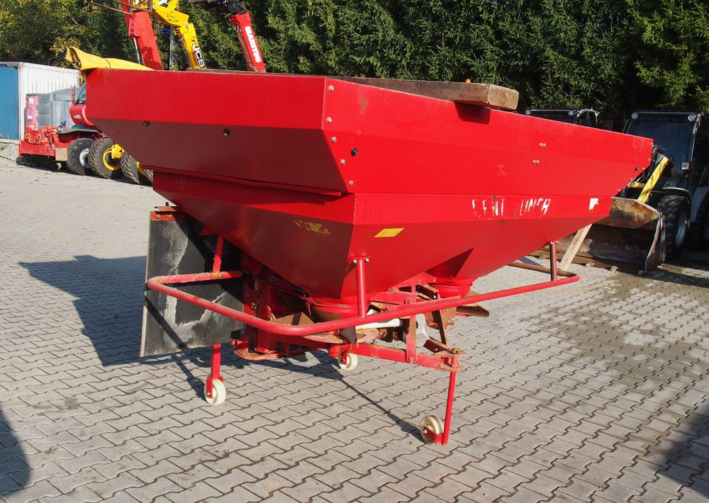 Rozsiewacz nawozów Lely 2 tony z wagą i komputerem wysiewającym - Fertilizer spreader: picture 1 Rozsiewacz nawozów Lely 2 tony z wagą i komputerem wysiewającym - Fertilizer spreader: picture 1