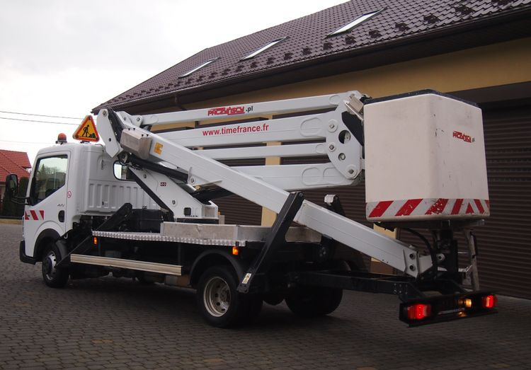 Samochód Renault Isoli PLE194/10N  2015 Renault Maxity Zwyżka Podnośnik koszowy - Truck mounted aerial platform: picture 4 Samochód Renault Isoli PLE194/10N  2015 Renault Maxity Zwyżka Podnośnik koszowy - Truck mounted aerial platform: picture 4