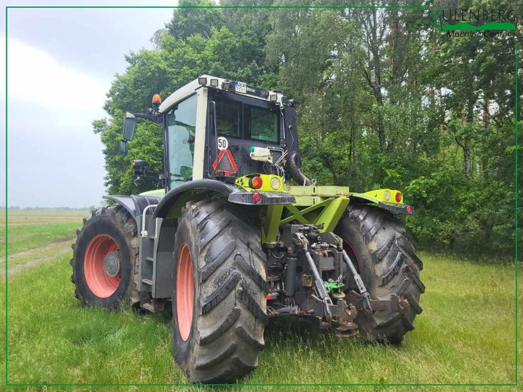 Claas Xerion 3300 Trac - Farm tractor: picture 4 Claas Xerion 3300 Trac - Farm tractor: picture 4