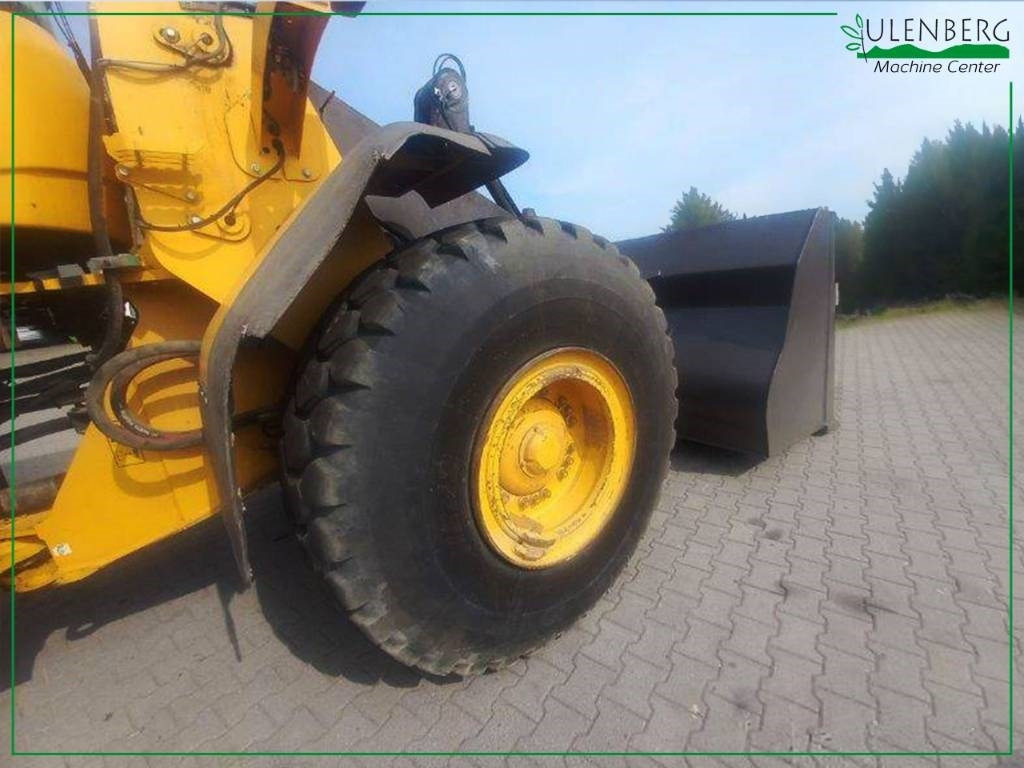Volvo L 120 G - Wheel loader: picture 4 Volvo L 120 G - Wheel loader: picture 4