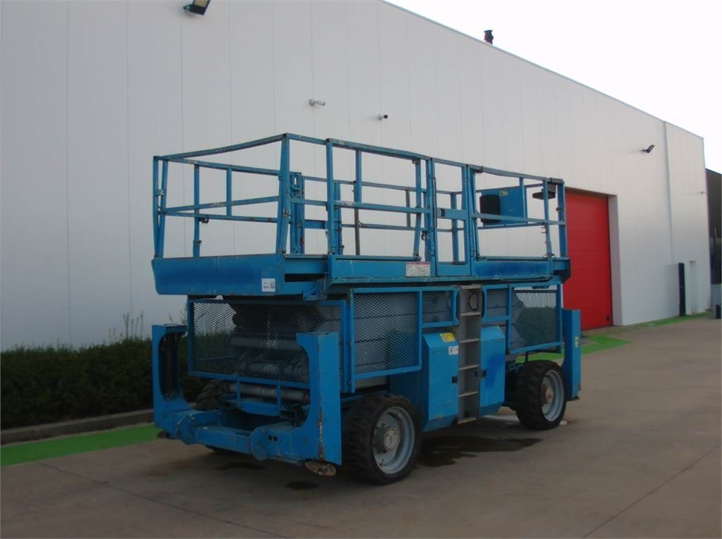 Genie GS4390RT - Scissor lift: picture 2 Genie GS4390RT - Scissor lift: picture 2