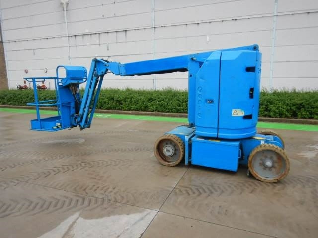 Genie Z30-20N - Articulated boom lift: picture 2 Genie Z30-20N - Articulated boom lift: picture 2