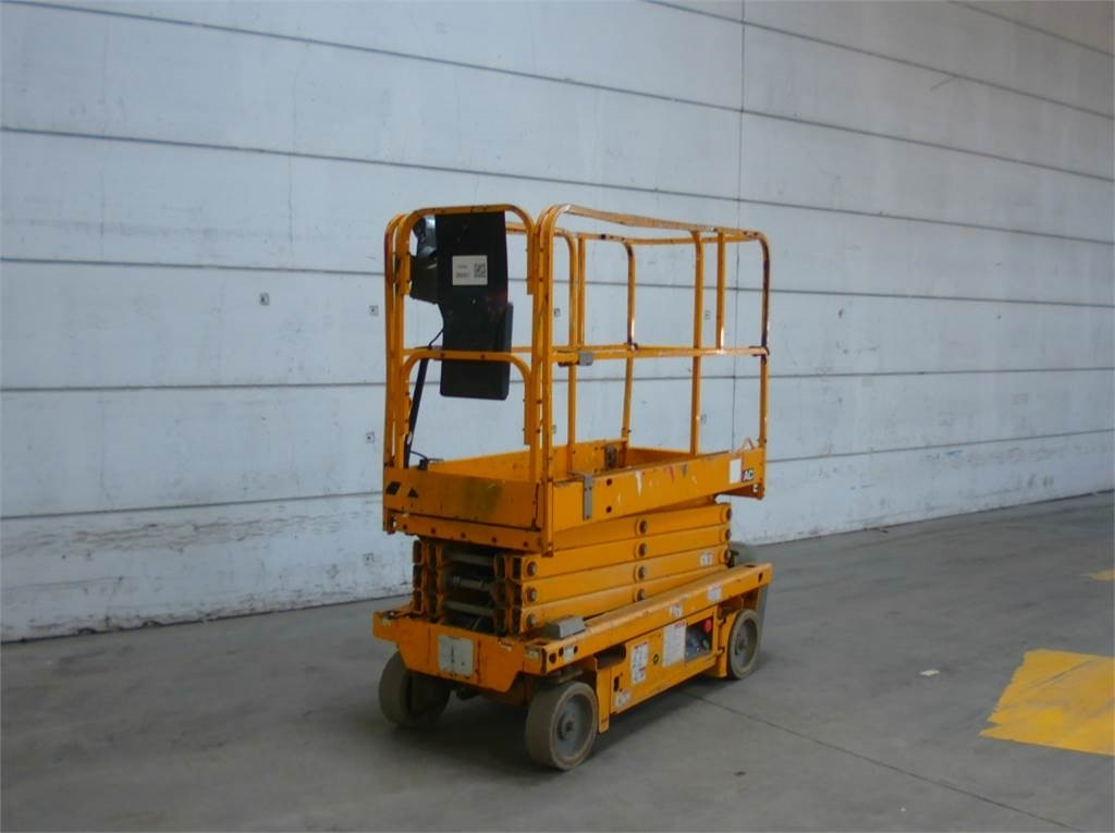 Haulotte Optimum 8AE - Scissor lift: picture 4 Haulotte Optimum 8AE - Scissor lift: picture 4