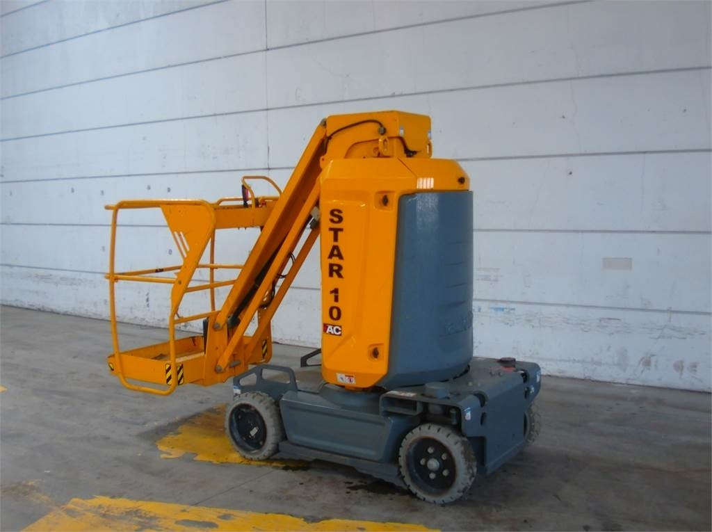 Haulotte STAR 10 - Vertical mast lift: picture 3 Haulotte STAR 10 - Vertical mast lift: picture 3