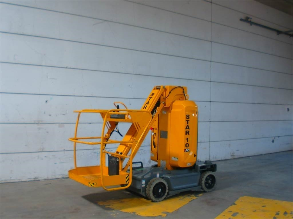 Haulotte STAR 10 - Vertical mast lift: picture 3 Haulotte STAR 10 - Vertical mast lift: picture 3